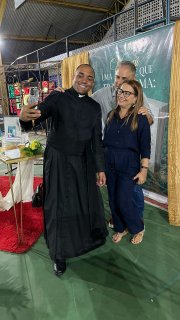 Um coração sacerdotal em páginas: padre Jefferson lança seu primeiro livro