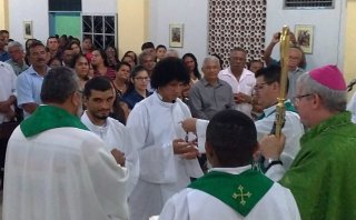 Diocese de Bom Jesus envia novos Seminaristas ao Seminário e empossa novos dirigentes do ECC