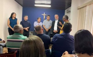 Diocese de Bom Jesus do Gurgueia e Prefeitura de Bom Jesus fazem parceria para reforma e construção de área de esporte e lazer