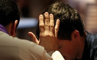 CONFISSÕES HOJE À NOITE 