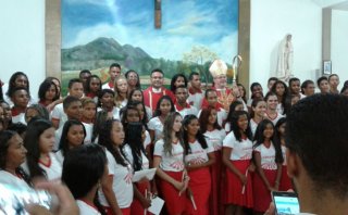 Crisma de 78 jovens e adultos  em Monte Alegre do Piauí