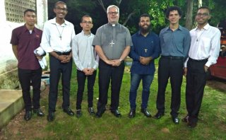DOM MARCOS TAVONI REALIZA VISITA PASTORAL NO SEMINÁRIO INTERDIOCESANO SAGRADO CORAÇÃO DE JESUS