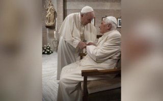 Campanha contra a Covid-19 no Vaticano: o Papa  Francisco e o emérito Bento XVI foram vacinados