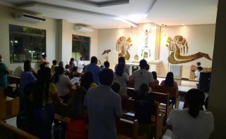ADORAÇÃO VOCACIONAL - Diocese de Bom Jesus do Gurguéia 