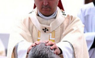 D.Marcos Tavoni comemora  3 anos de Ordenação Episcopal