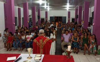 CRISMAS EM MORRO CABEÇA NO TEMPO - Diocese de Bom Jesus do Gurguéia