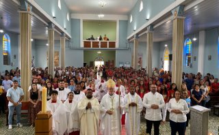 Dom Marcos Tavoni percorre mais de 650 km em semana pastoral intensa, reafirmando proximidade com o povo de Deus