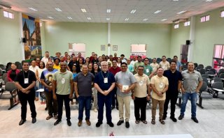 DIOCESE DE BOM JESUS DO GURGUÉIA PARTICIPA DE ENCONTRO REGIONAL DE LITURGIA EM OEIRAS