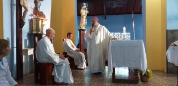 COMUNIDADE CATÓLICA DE BOM JESUS-PI CELEBRA OS 89 ANOS DO PADRE JOÃO