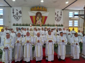 ENCERRAMENTO DO ANO JUBILAR DIOCESANO EM COMEMORAÇÃO AOS QUARENTA ANOS DA DIOCESE DE BOM JESUS DO GURGUÉIA.