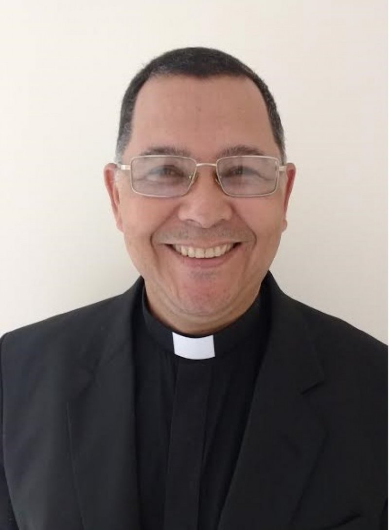Mons. Edivalter Andrade, bispo eleito de Floriano
